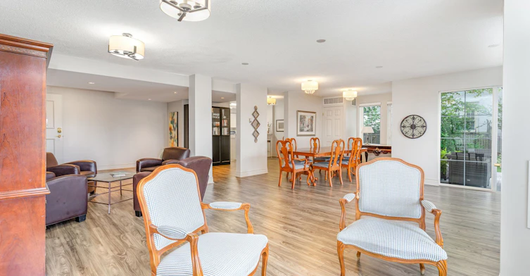 410-2301 Parkhaven Boulevard, Oakville, ON, L6H 6V6 - 20