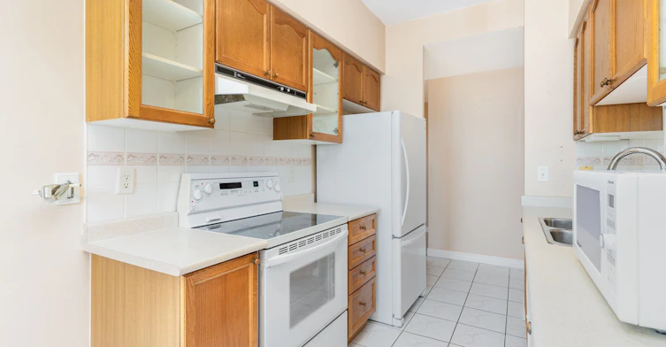 410-2301 Parkhaven Boulevard, Oakville, ON, L6H 6V6 - 10