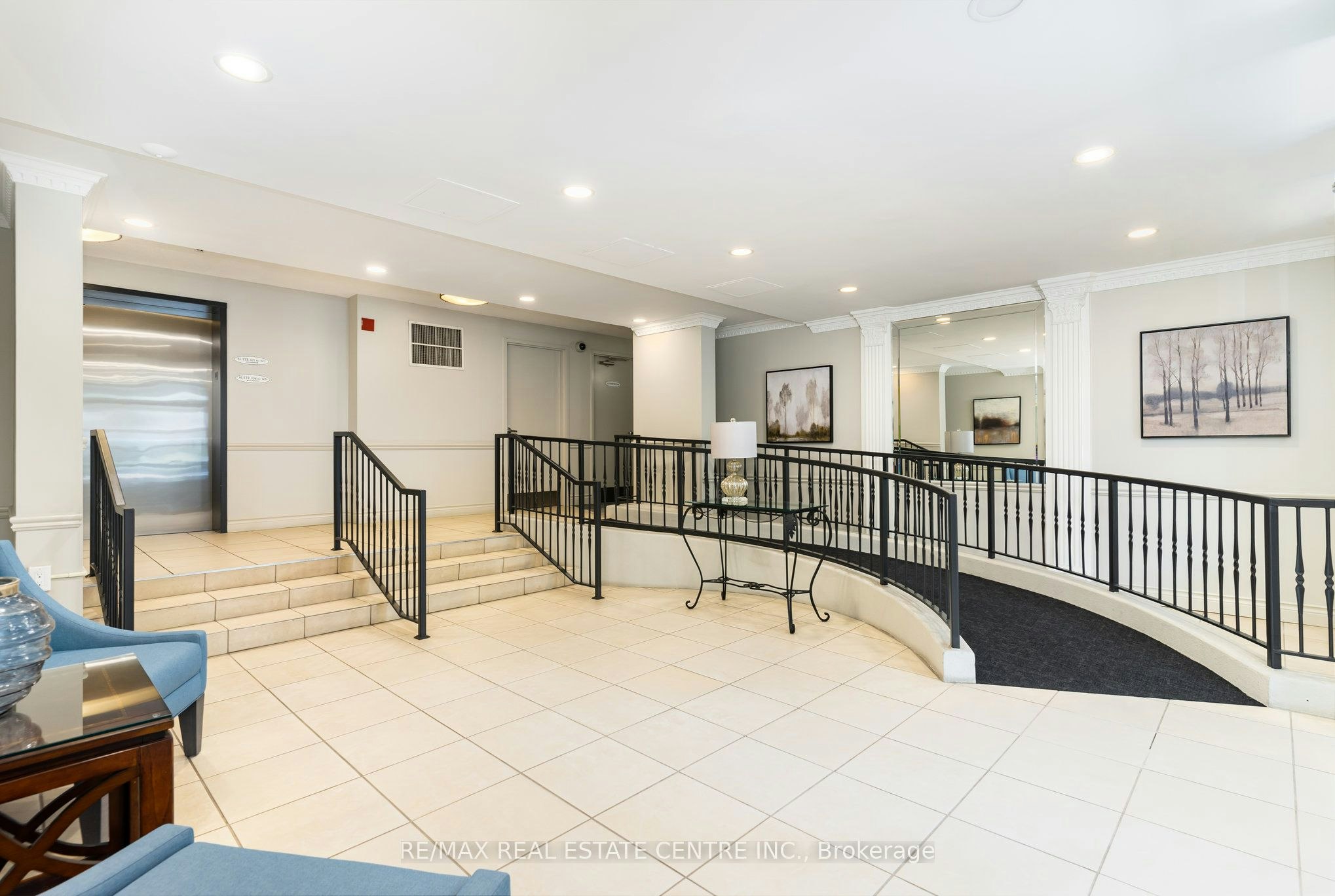 410-2301 Parkhaven Boulevard, Oakville, ON, L6H 6V6 - 3