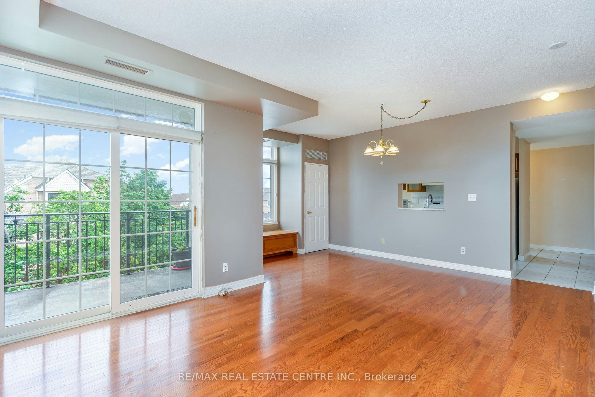410-2301 Parkhaven Boulevard, Oakville, ON, L6H 6V6 - 6