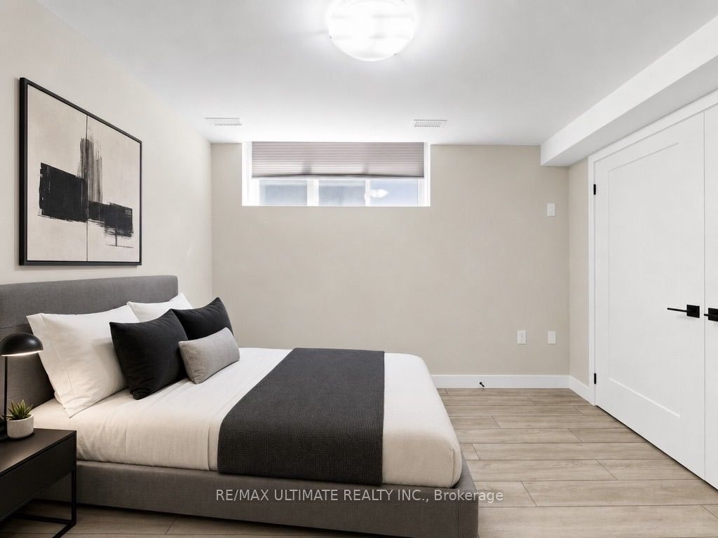 Lower-10 Warbeck Place, Toronto, ON, M9R 3C3 - 10