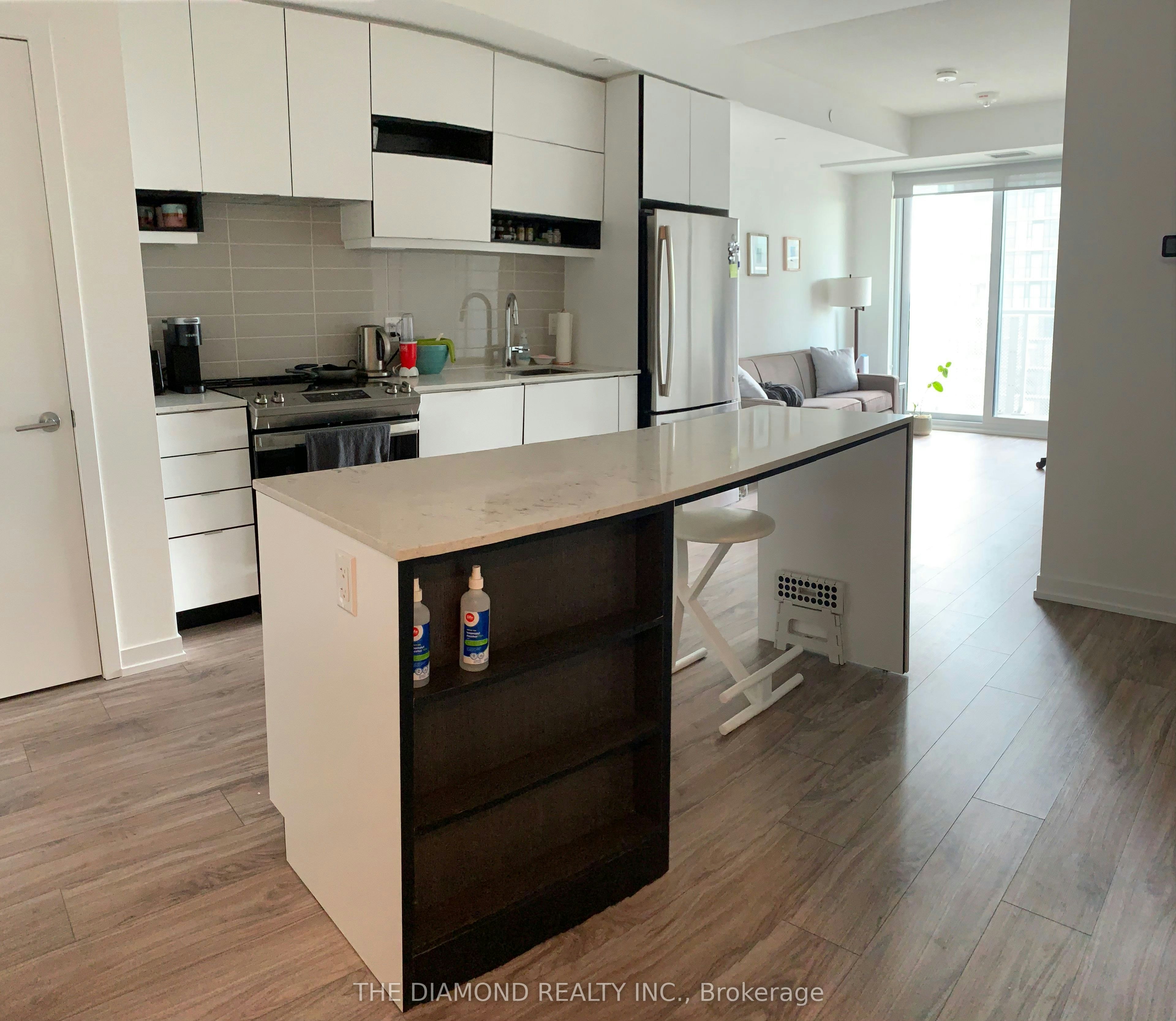 2711-4065 Confederation Parkway, Mississauga, ON, L5B 0L4 - 2
