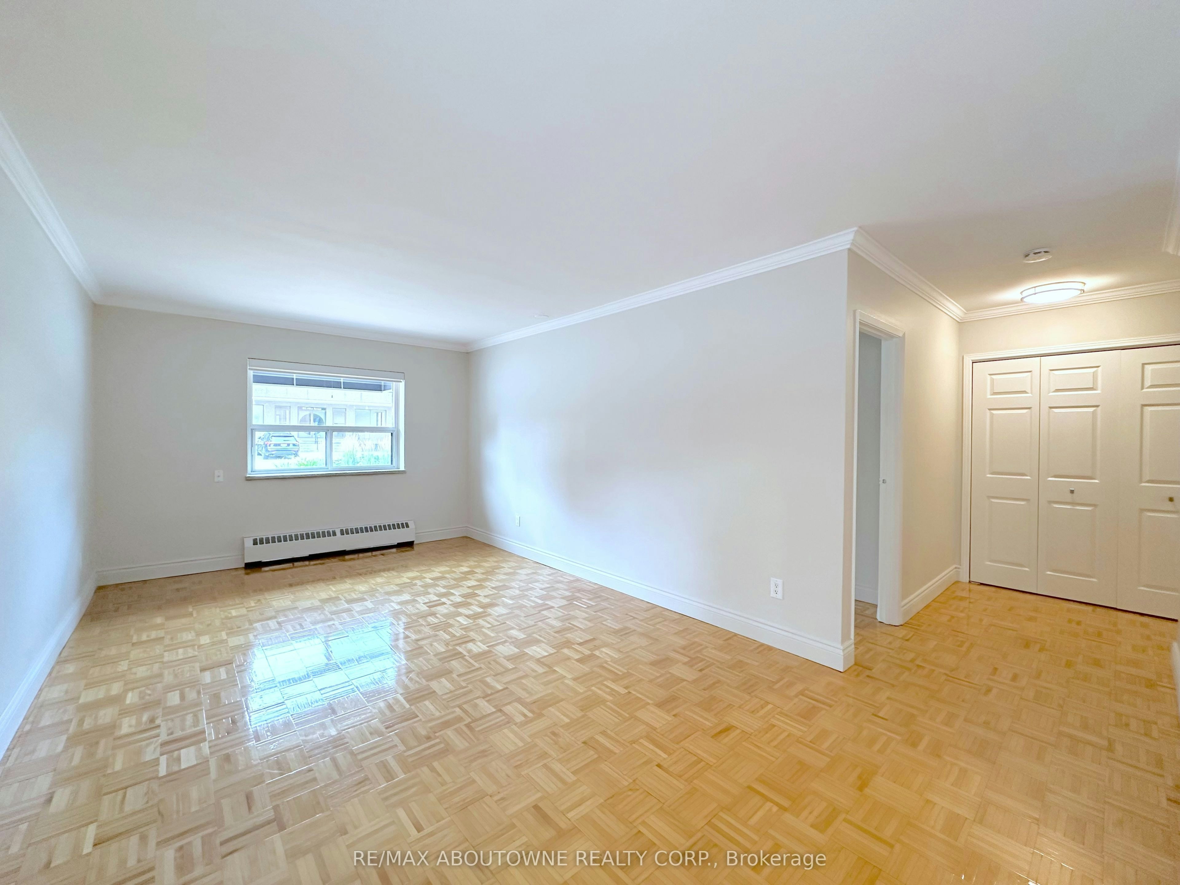 109-135 Allan Street, Oakville, ON, L6J 3N4 - 5