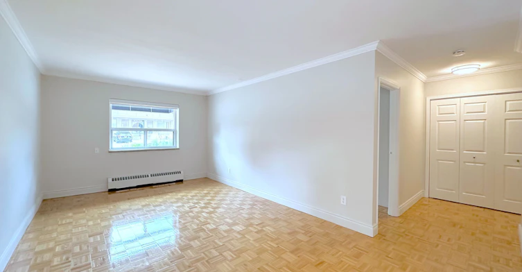 109-135 Allan Street, Oakville, ON, L6J 3N4 - 5