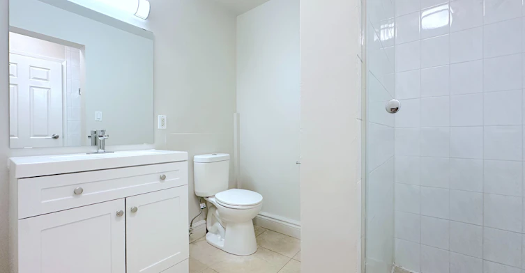 109-135 Allan Street, Oakville, ON, L6J 3N4 - 11