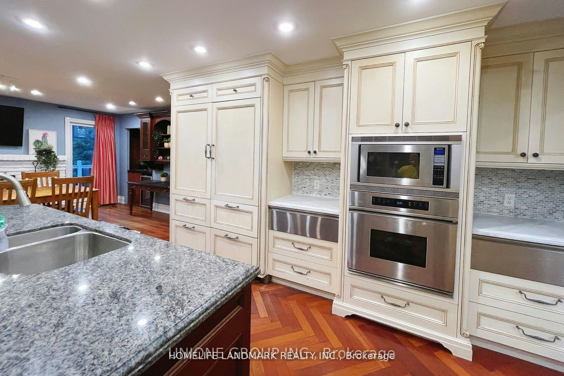 B5-2415 Jarvis Street, Mississauga, ON, L5C 2P7 - 12
