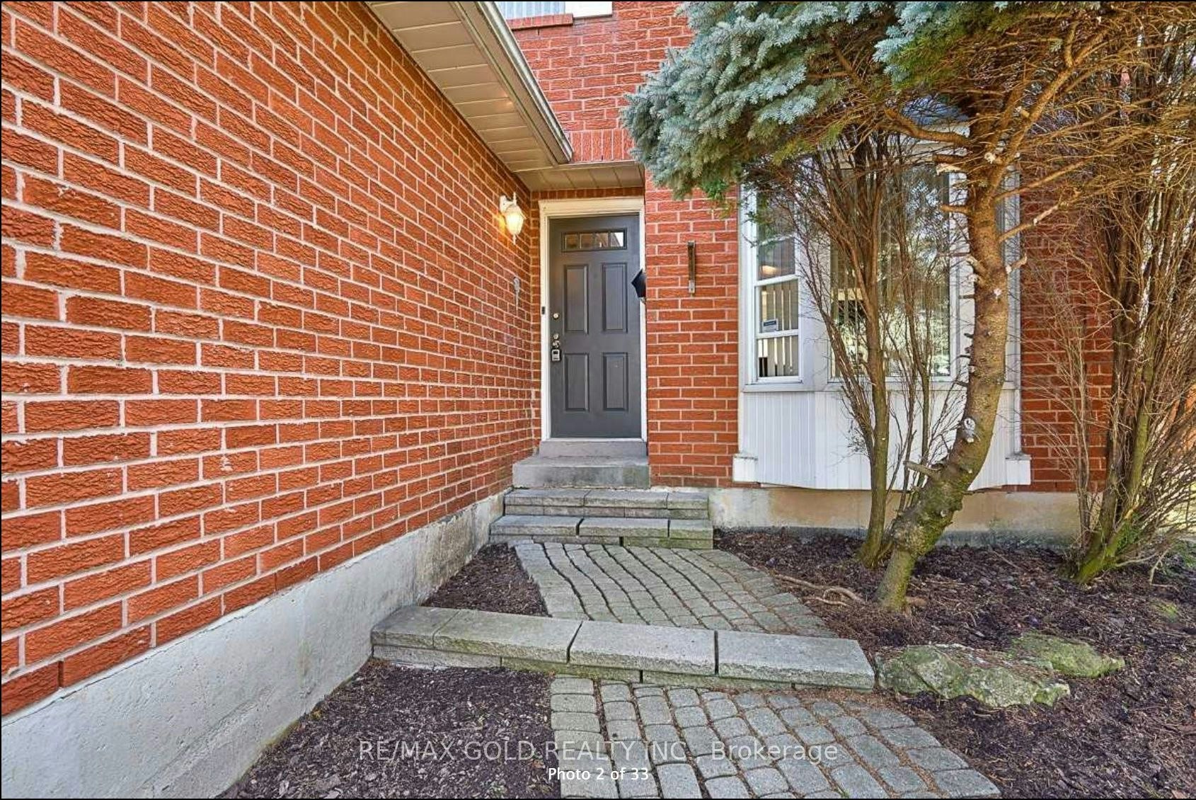 2586 Hammond Road, Mississauga, ON, L5K 1T2 - 4