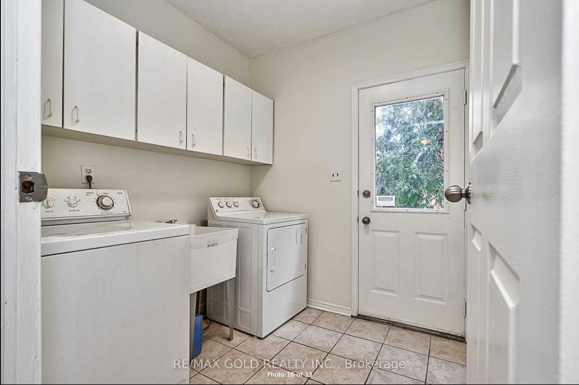 2586 Hammond Road, Mississauga, ON, L5K 1T2 - 15