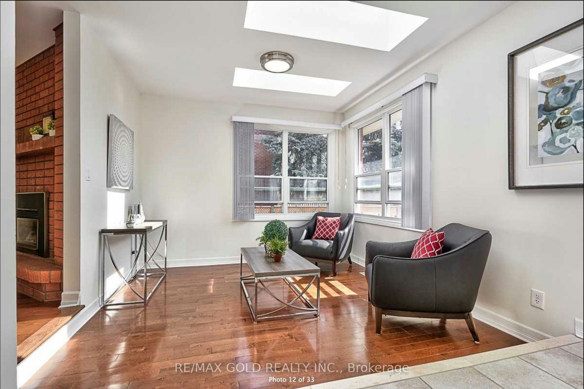 2586 Hammond Road, Mississauga, ON, L5K 1T2 - 6