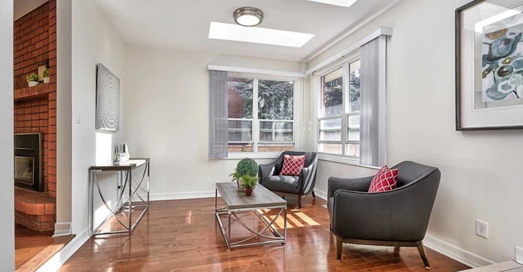 2586 Hammond Road, Mississauga, ON, L5K 1T2 - 6