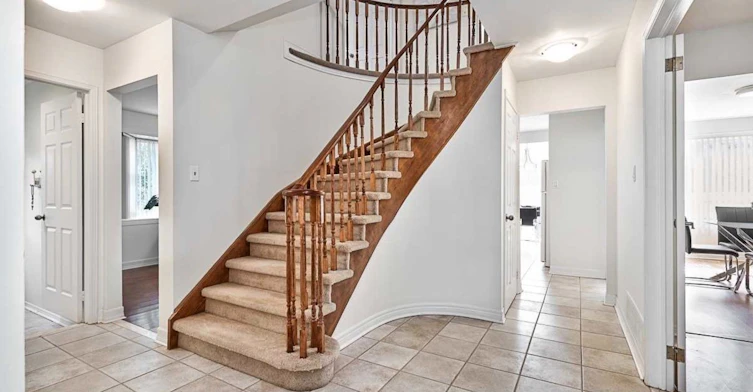 2586 Hammond Road, Mississauga, ON, L5K 1T2 - 10
