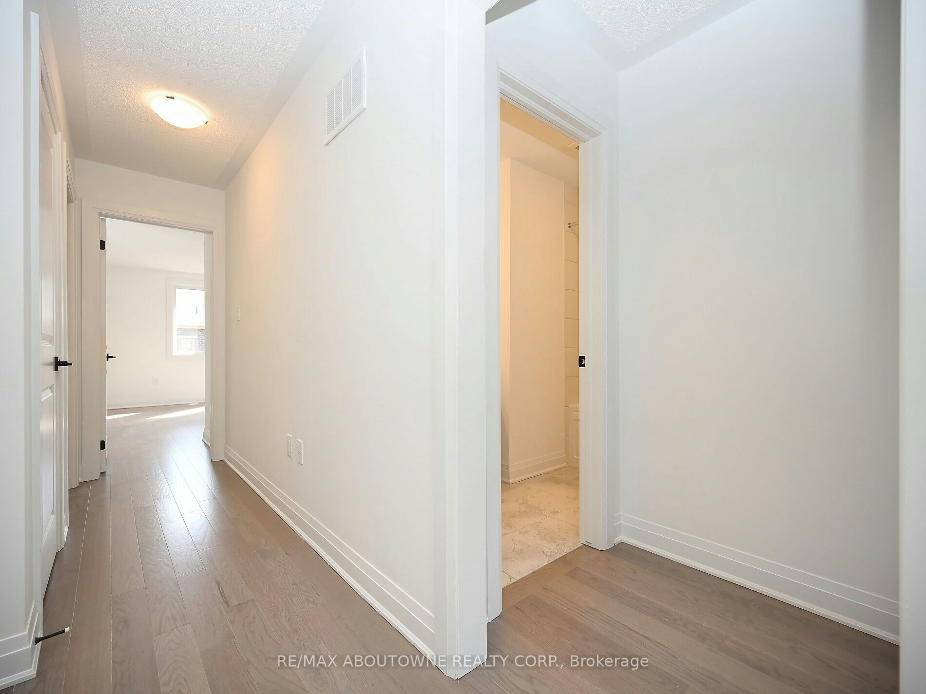 4088 Kadic Terrace, Mississauga, ON, L5M 2S8 - 39