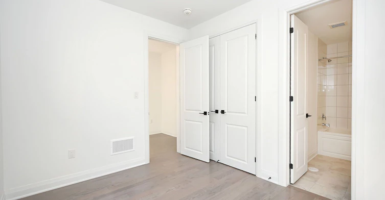 4088 Kadic Terrace, Mississauga, ON, L5M 2S8 - 6