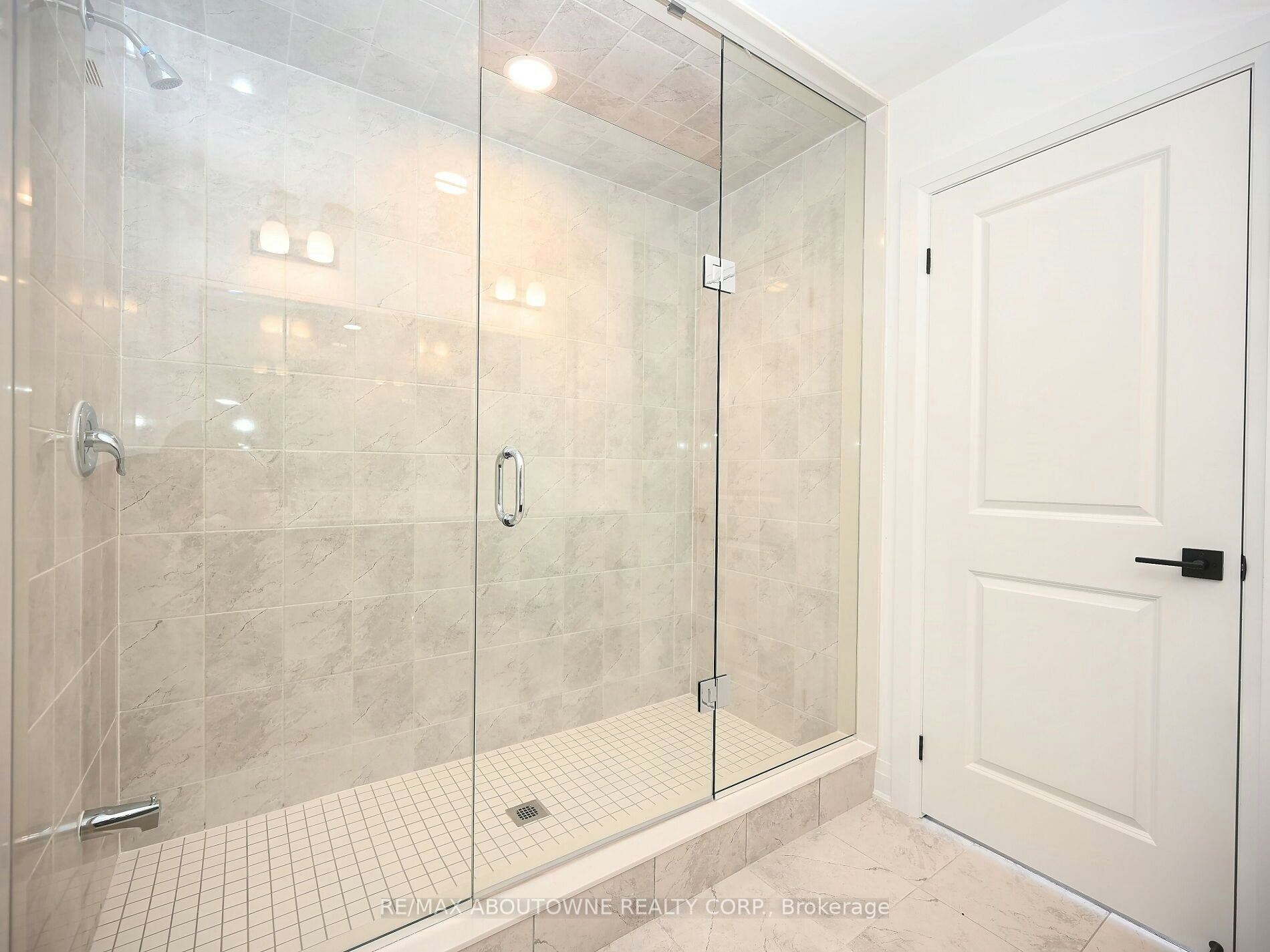 4088 Kadic Terrace, Mississauga, ON, L5M 2S8 - 31