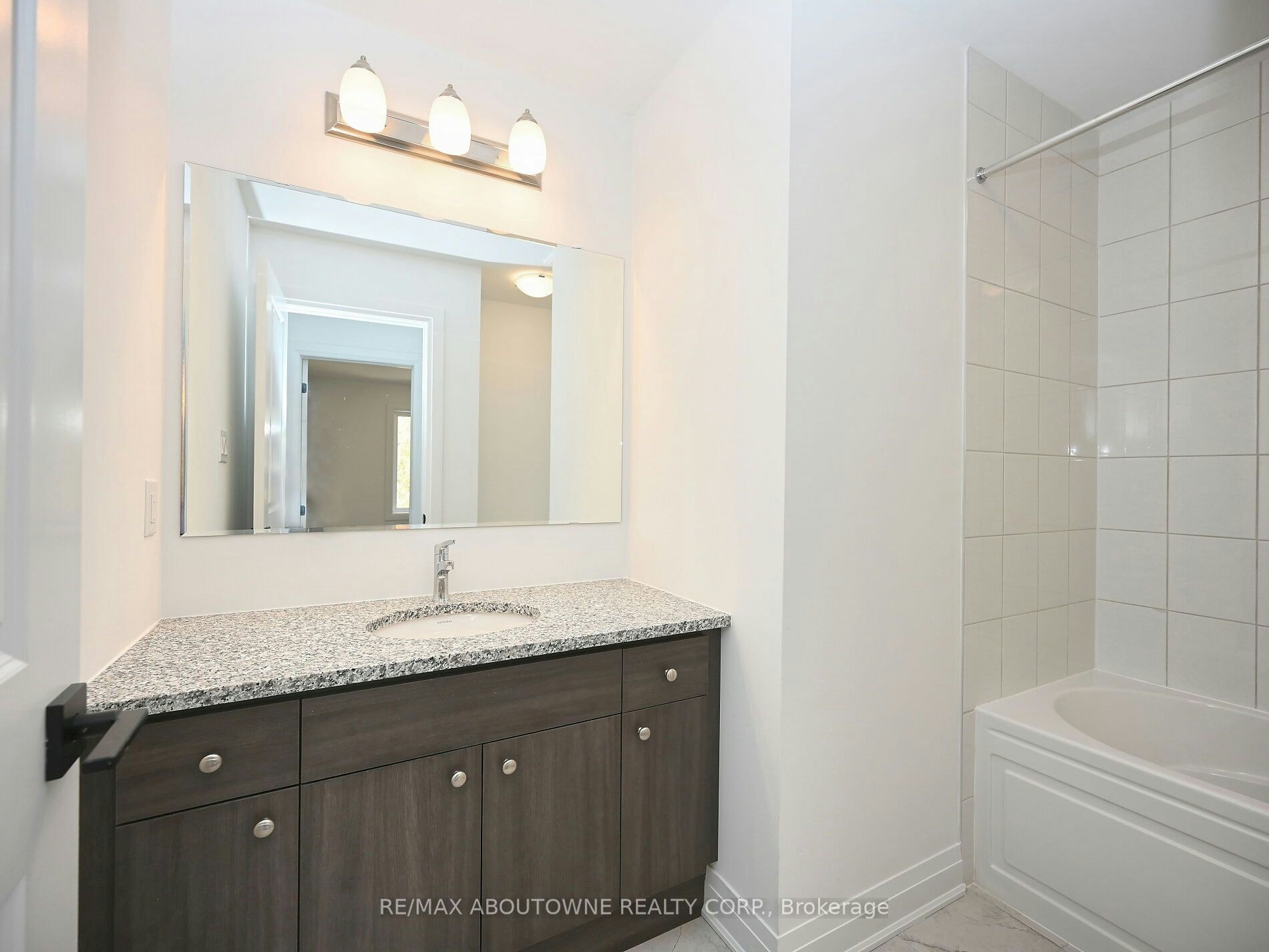 4088 Kadic Terrace, Mississauga, ON, L5M 2S8 - 35