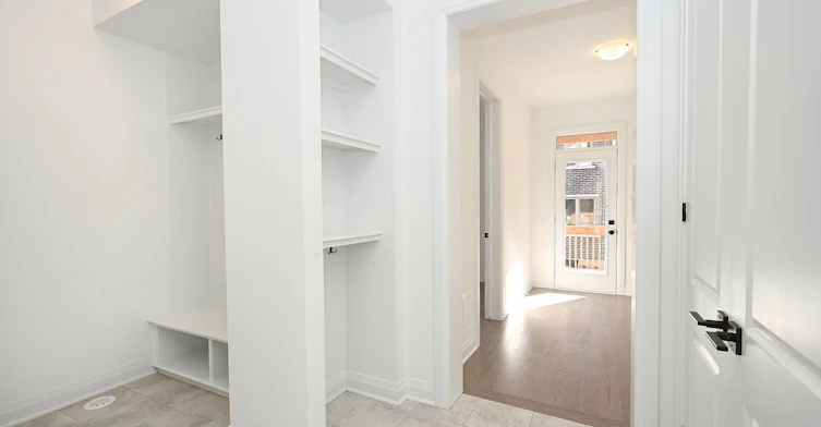 4088 Kadic Terrace, Mississauga, ON, L5M 2S8 - 4