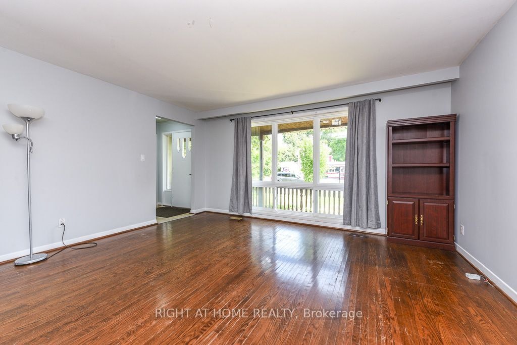 110 Main N Street, Milton, ON, L0P 1B0 - 13