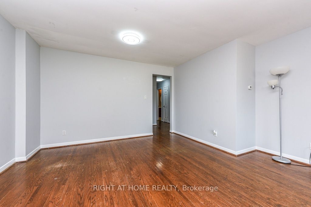 110 Main N Street, Milton, ON, L0P 1B0 - 7