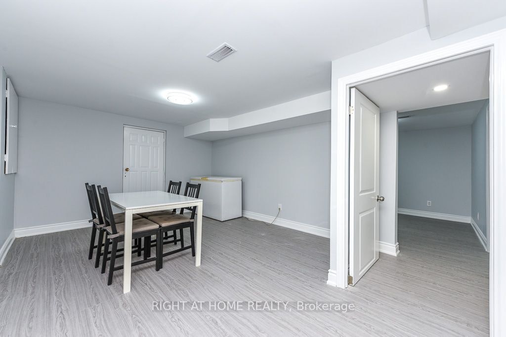 110 Main N Street, Milton, ON, L0P 1B0 - 24