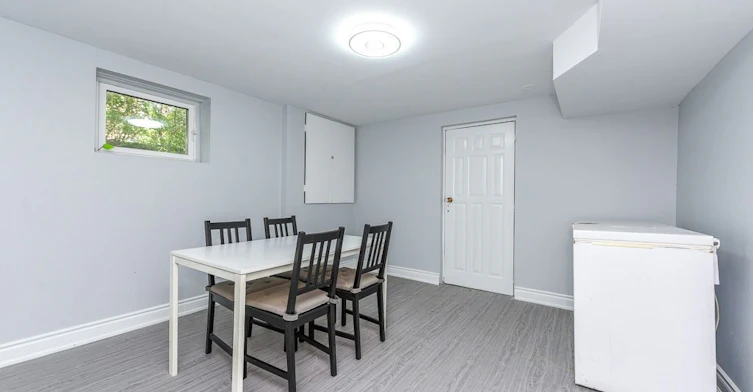 110 Main N Street, Milton, ON, L0P 1B0 - 27
