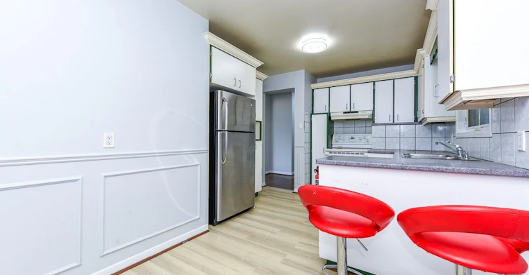 110 Main N Street, Milton, ON, L0P 1B0 - 17