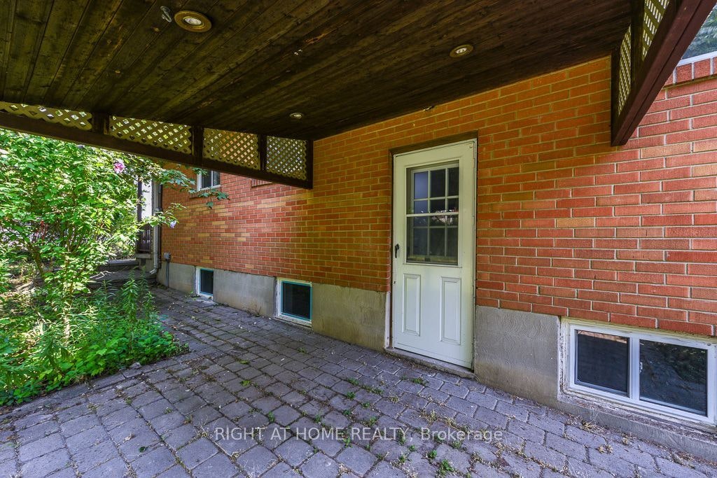 110 Main N Street, Milton, ON, L0P 1B0 - 6