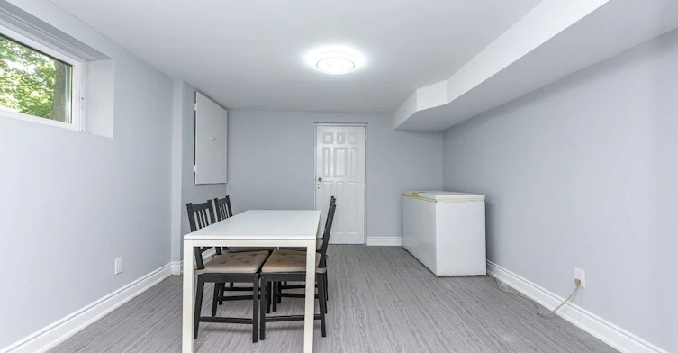 110 Main N Street, Milton, ON, L0P 1B0 - 25