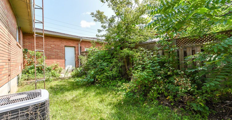 110 Main N Street, Milton, ON, L0P 1B0 - 44