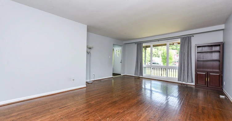 110 Main N Street, Milton, ON, L0P 1B0 - 12