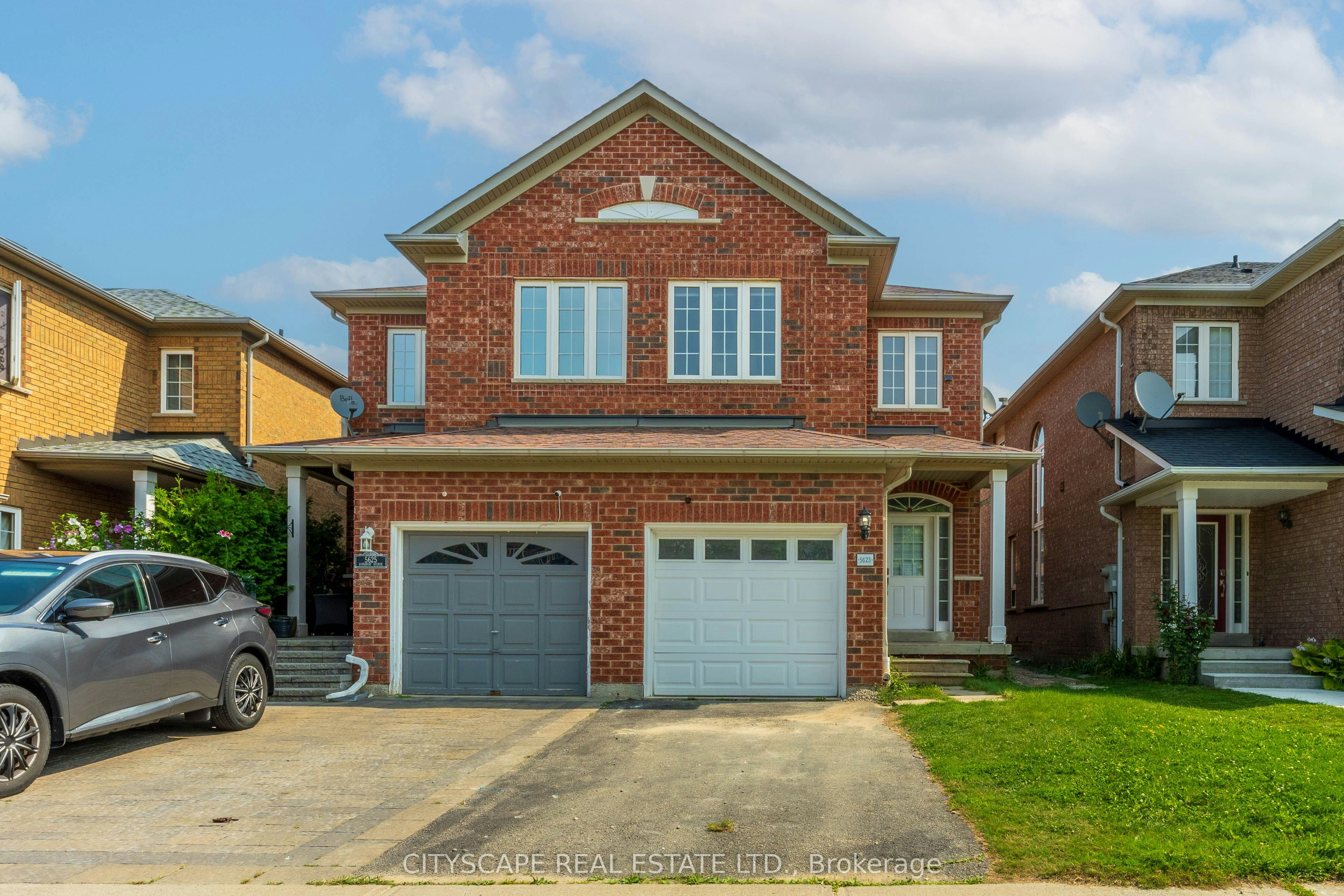 5623 Longboat Avenue, Mississauga, ON, L5M 7E5