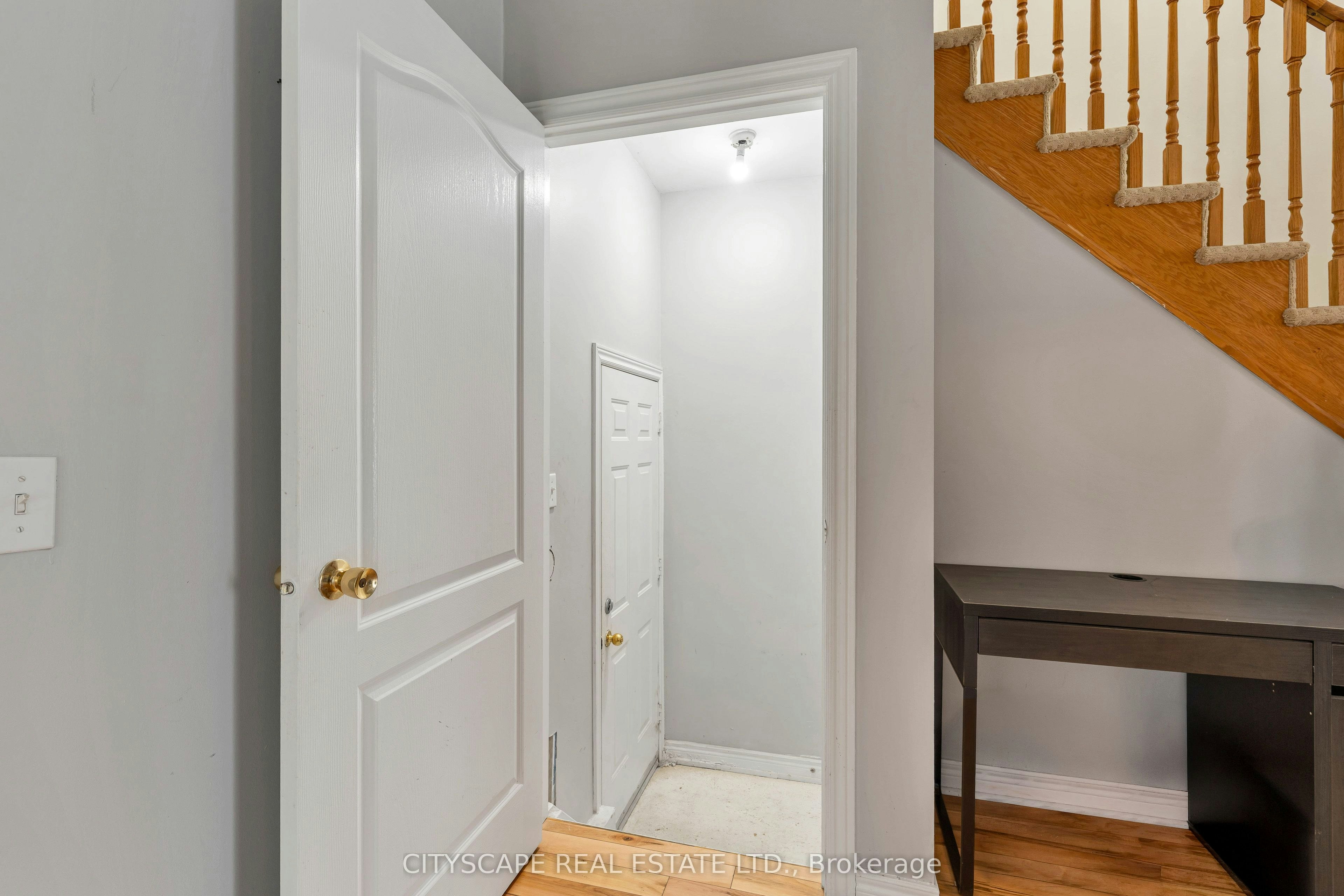 5623 Longboat Avenue, Mississauga, ON, L5M 7E5 - 24