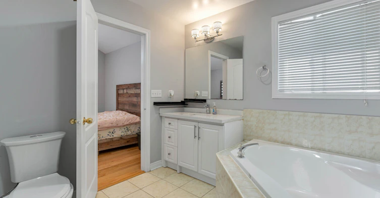 5623 Longboat Avenue, Mississauga, ON, L5M 7E5 - 40