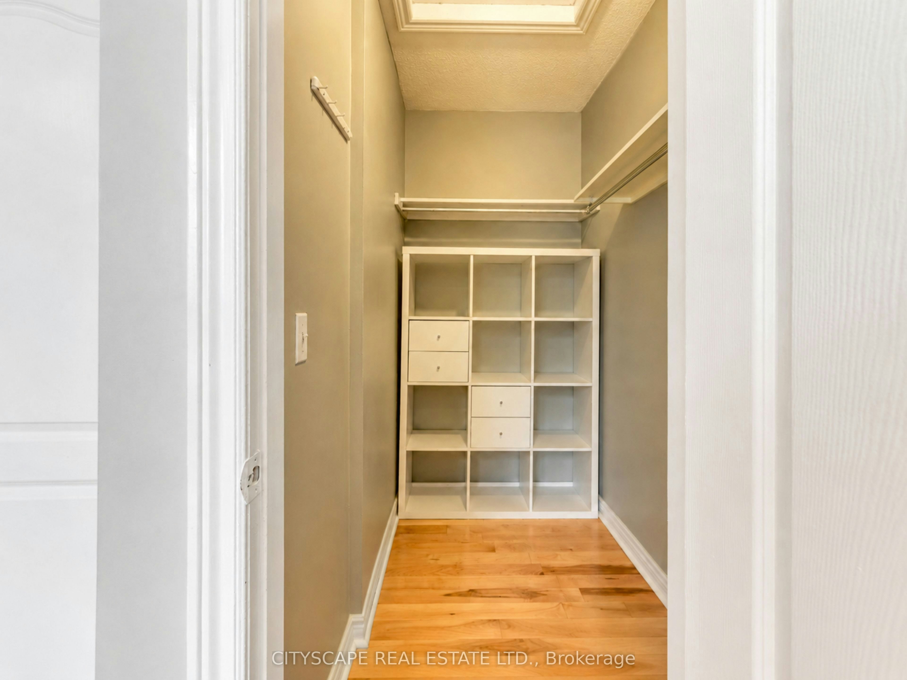 5623 Longboat Avenue, Mississauga, ON, L5M 7E5 - 37
