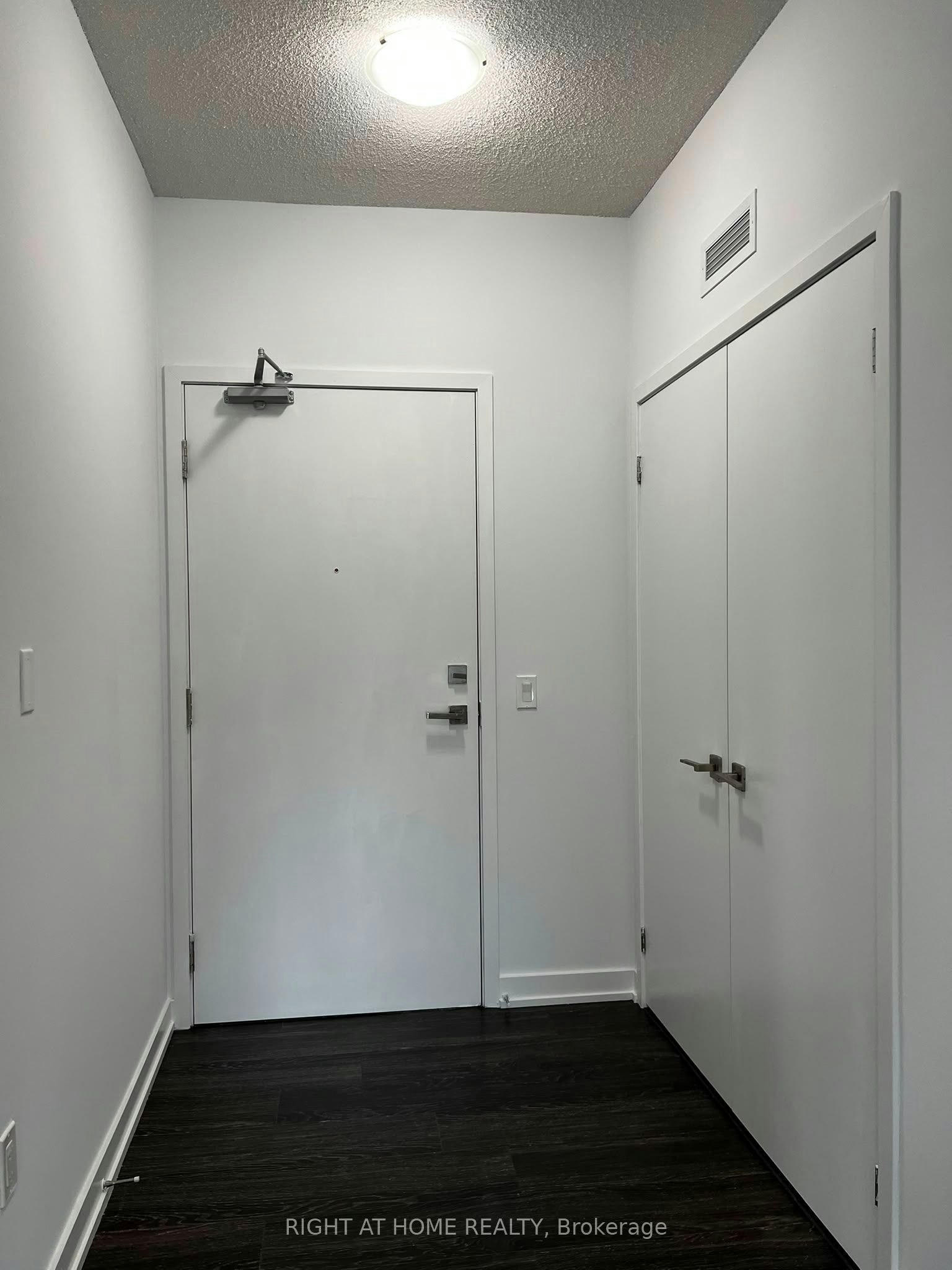 2820-4055 Parkside Village Drive, Mississauga, ON, L5B 0K8 - 4