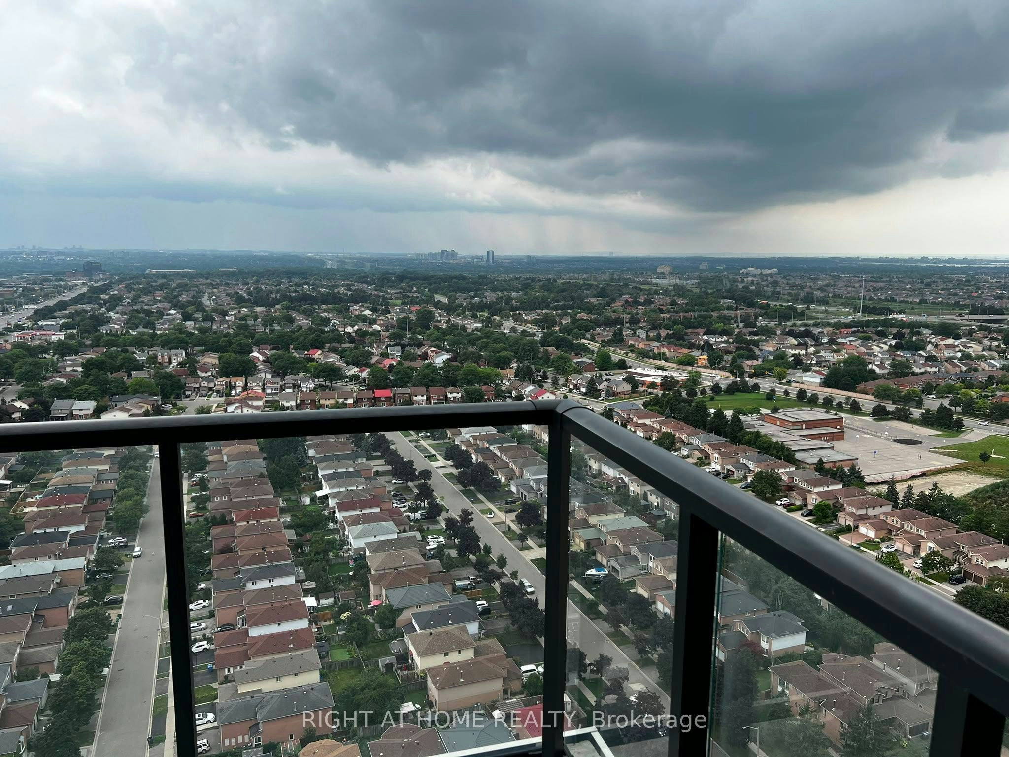 2820-4055 Parkside Village Drive, Mississauga, ON, L5B 0K8 - 20