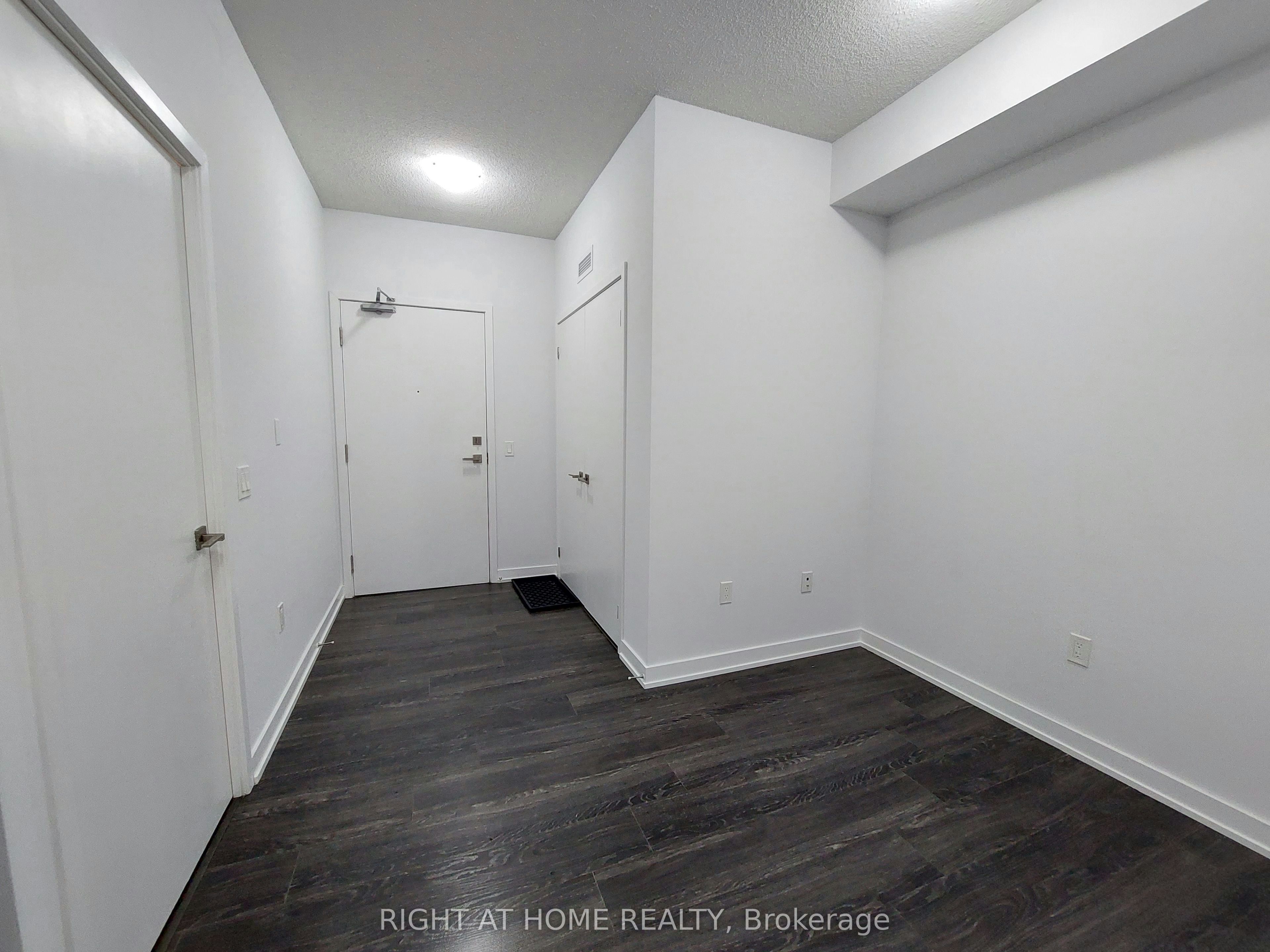 2820-4055 Parkside Village Drive, Mississauga, ON, L5B 0K8 - 11