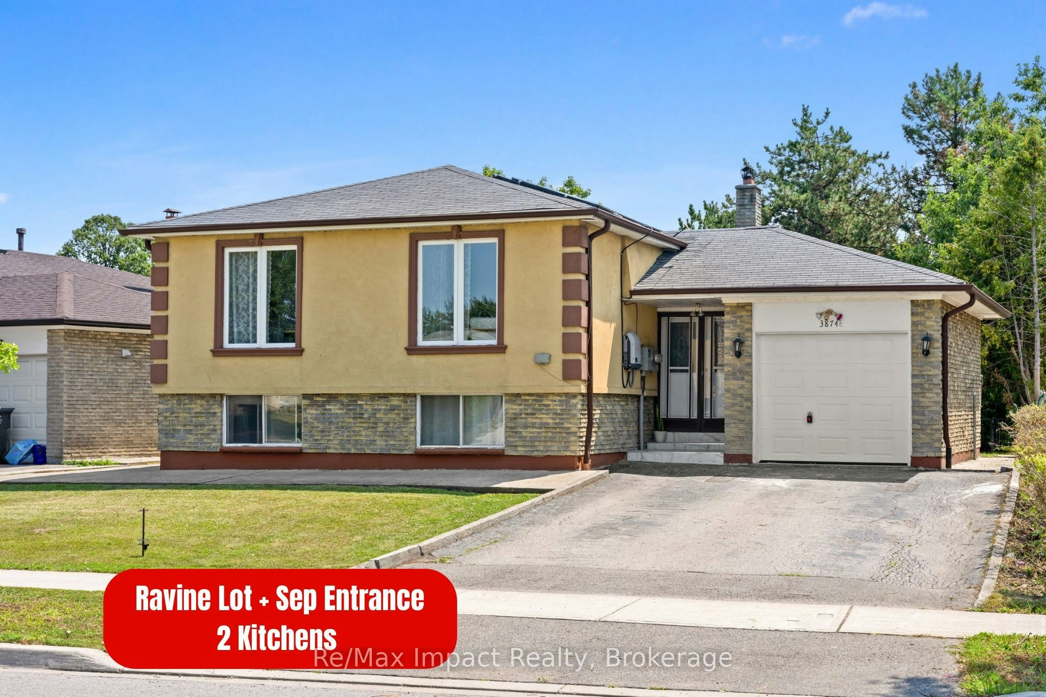 3874 Brandon Gate Drive, Mississauga, ON, L4T 3N6