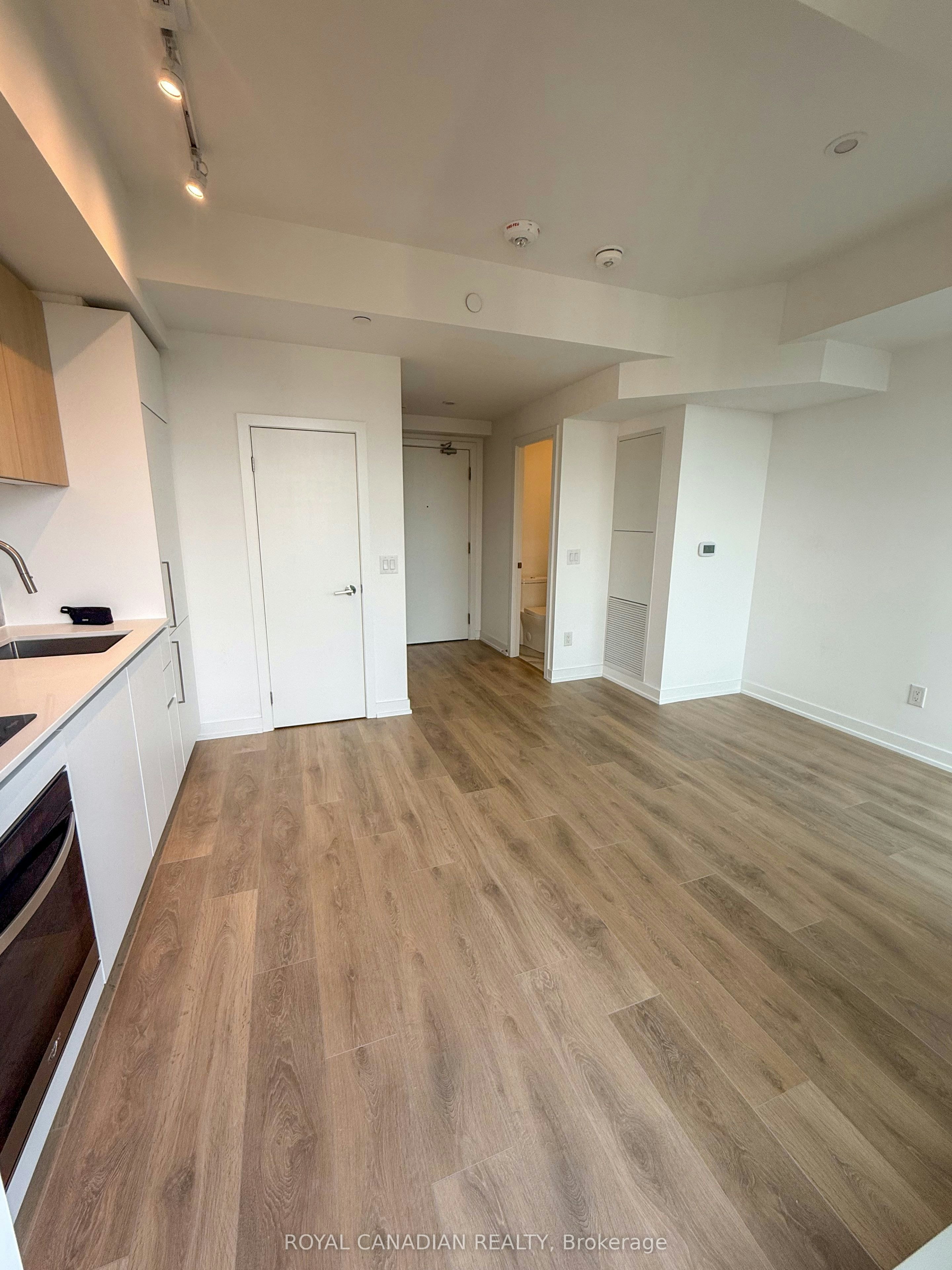 PH06-1100 Sheppard Avenue W, Toronto, ON, M3K 0E4 - 10