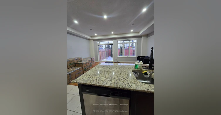 32 Kempenfelt Trail, Brampton, ON, L7A 0Z6 - 12