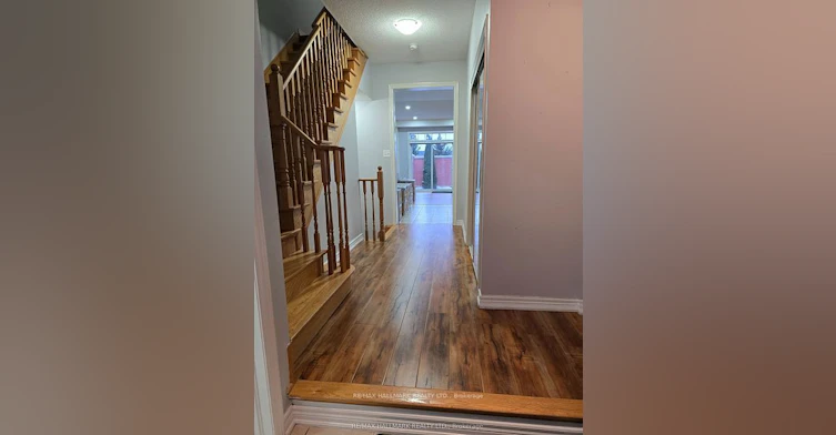 32 Kempenfelt Trail, Brampton, ON, L7A 0Z6 - 2