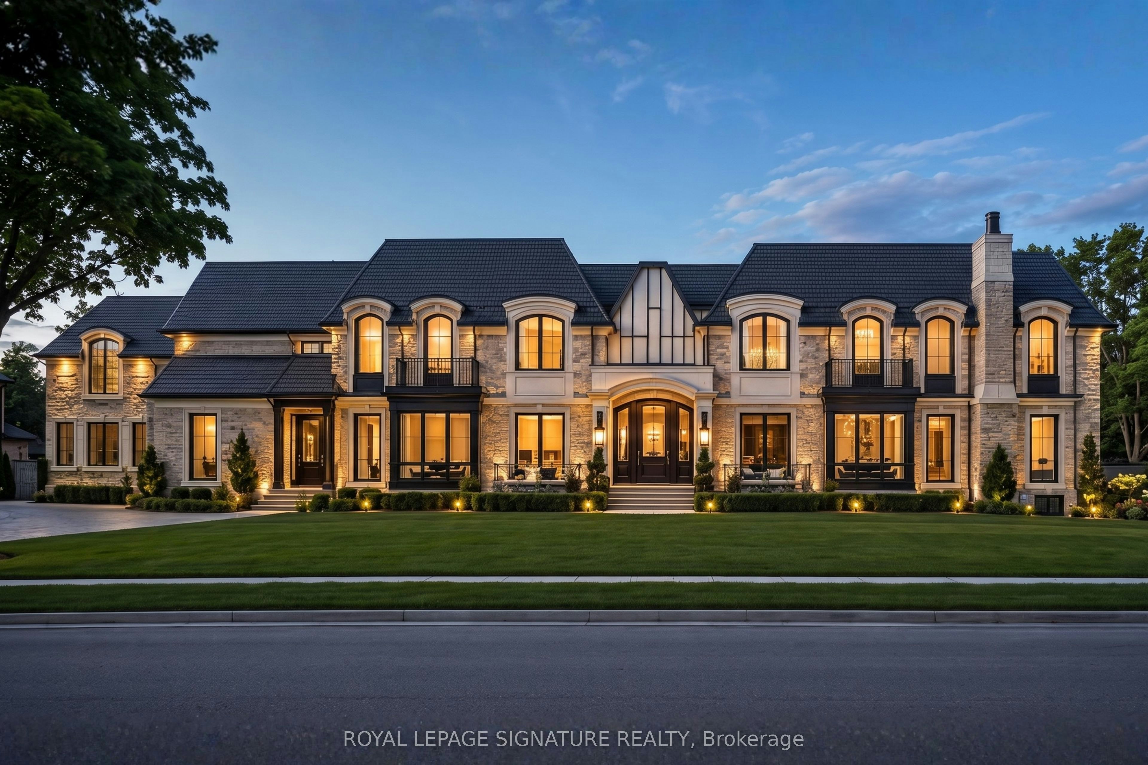 1060 Mississauga Heights, Mississauga, ON, L5C 1A6