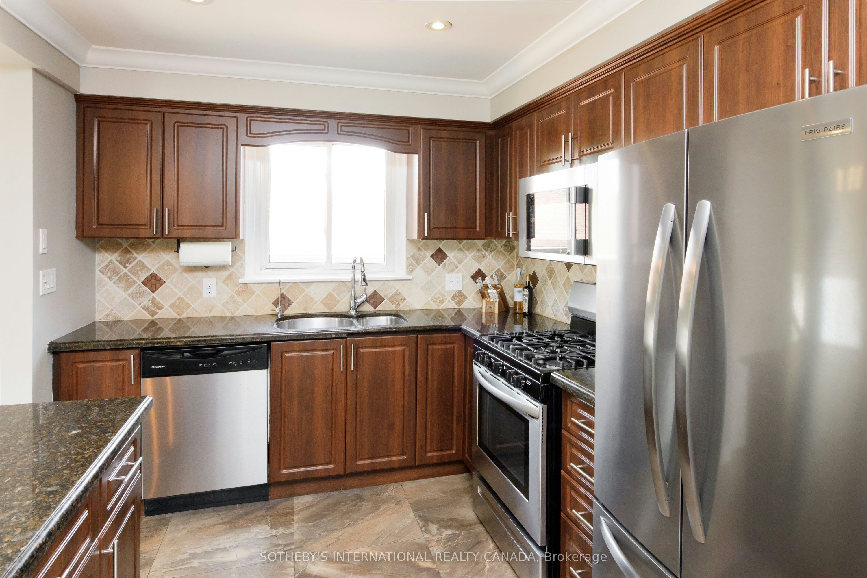 Upper-2694 Constable Road, Mississauga, ON, L5J 1W4 - 9