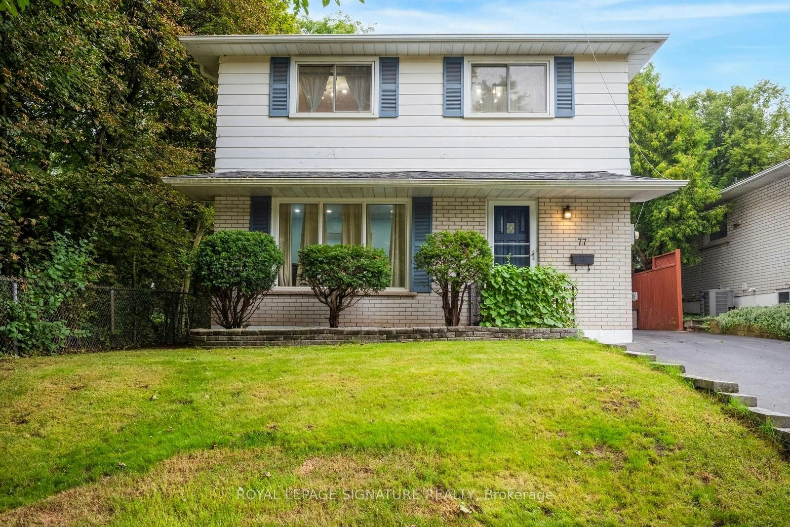 77 Mccraney Street W, Oakville, ON, L6H 1H5