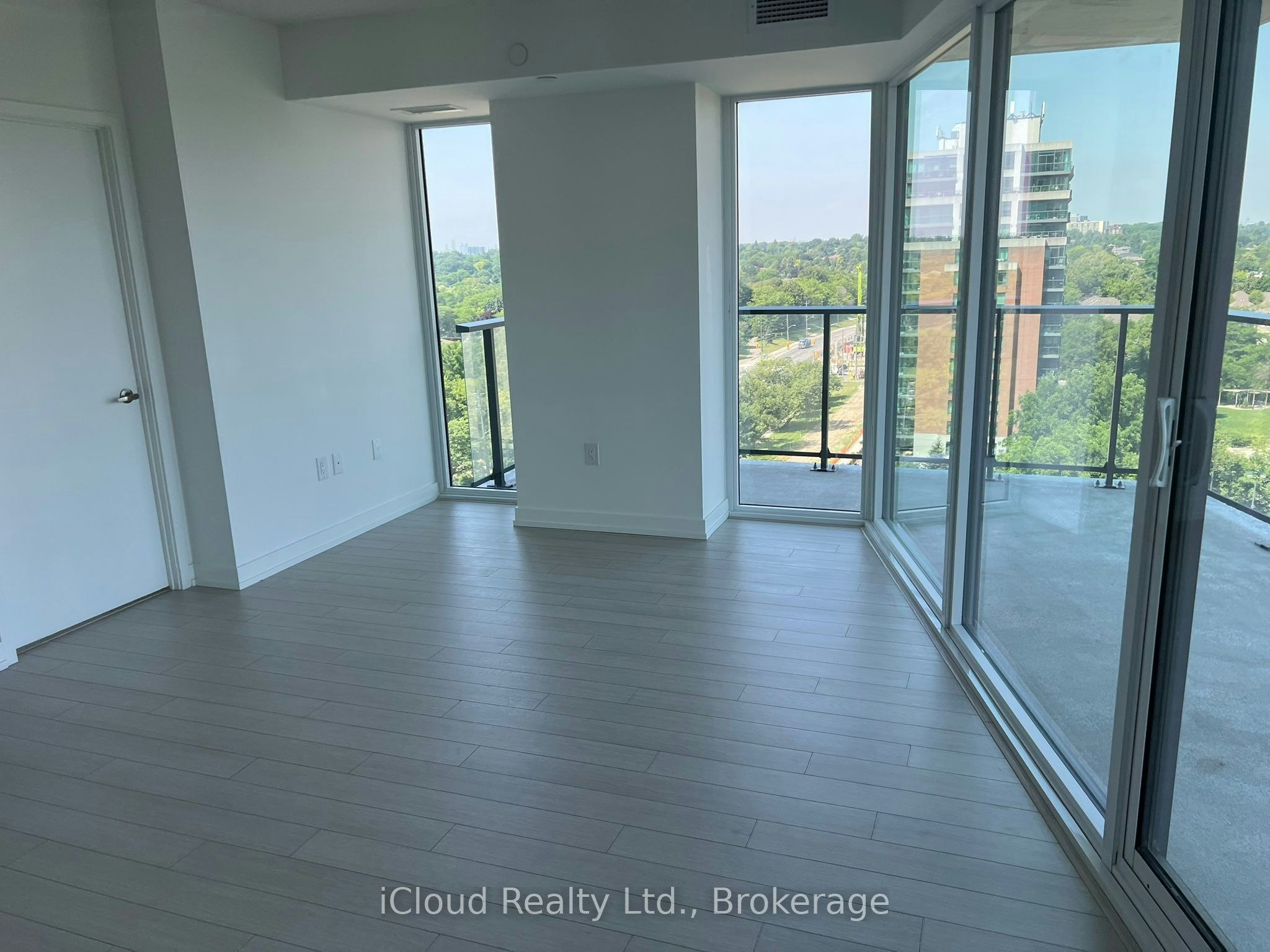 1102-4010 Eglinton Avenue, Toronto, ON, M9A 0G5 - 3