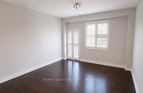 765 Millworks Crescent, Mississauga, ON, L5V 0B9 - 4