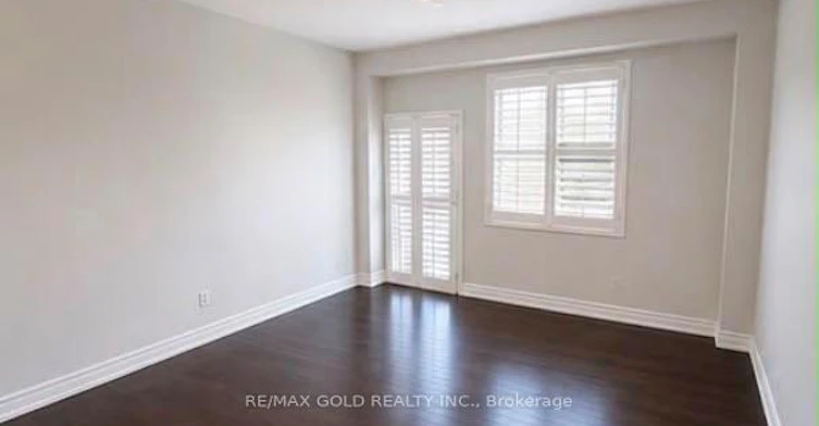 765 Millworks Crescent, Mississauga, ON, L5V 0B9 - 4