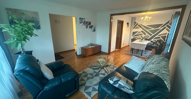 309 Queen Mary Drive, Oakville, ON, L6K 3L5 - 5