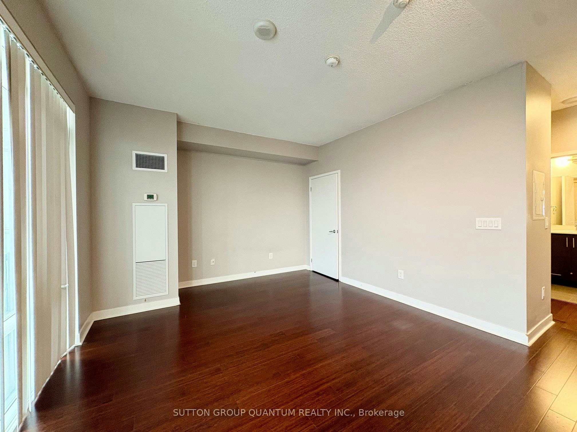 2501-360 Square One Drive, Mississauga, ON, L5B 0G7