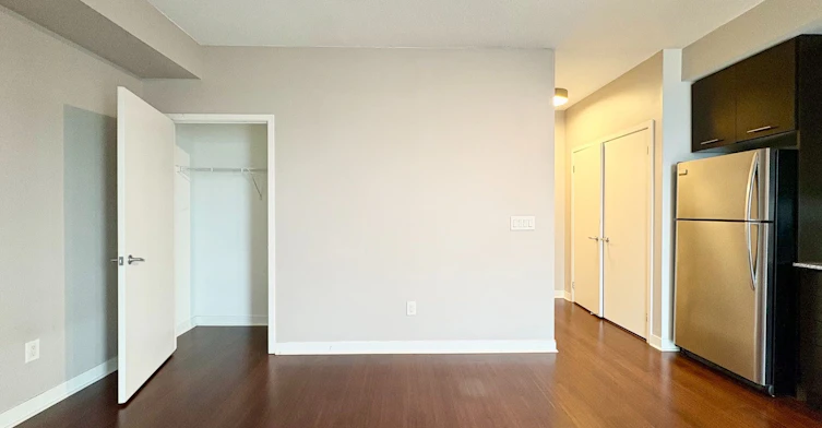 2501-360 Square One Drive, Mississauga, ON, L5B 0G7 - 2