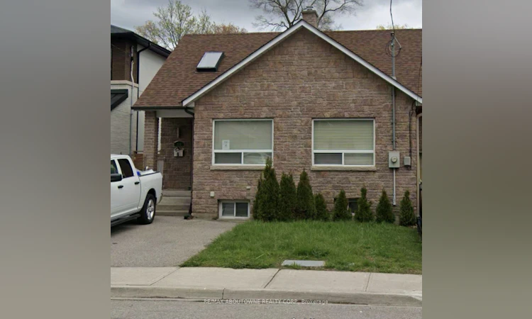 13 Broadview Avenue